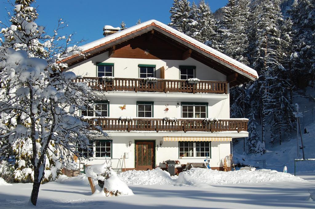 エルビゲンアップHaus Waldrastアパートメント エクステリア 写真