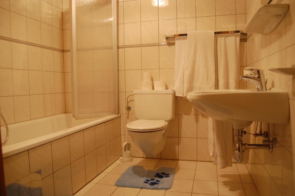 エルビゲンアップHaus Waldrastアパートメント 部屋 写真